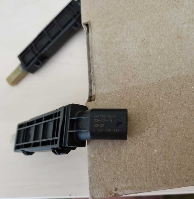 Датчик імпульсів коленвала Opel astra K, astra J 1,6cdti 55578624