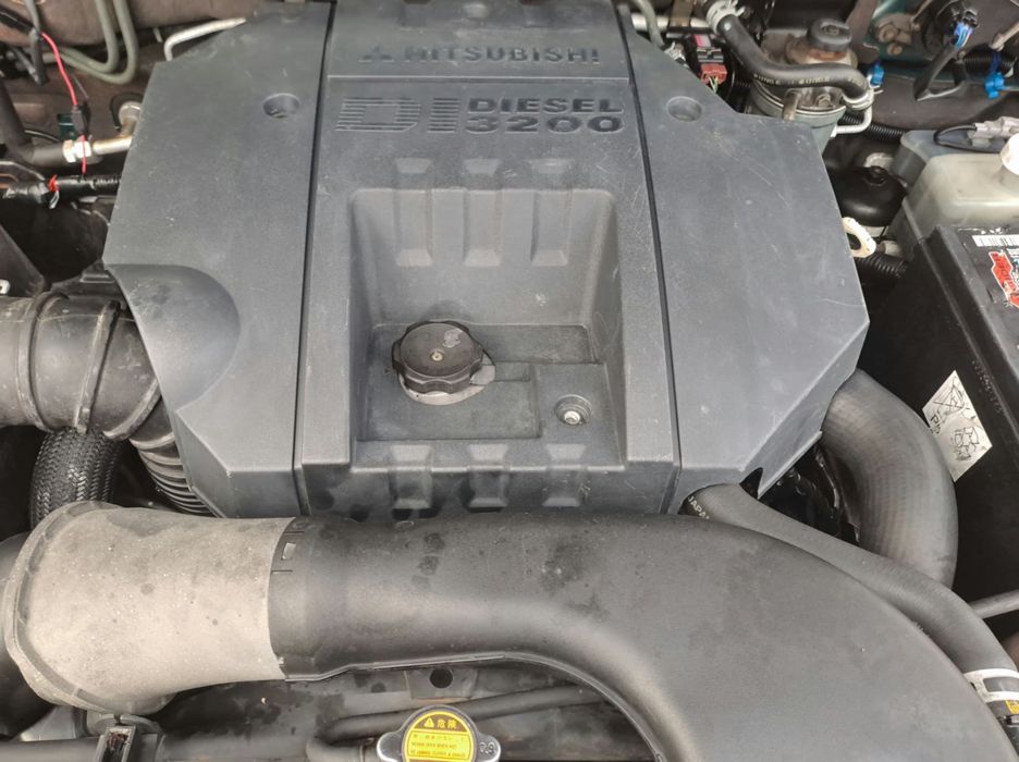 Двигун мотор 3.2 DID 4M41 Міцубісі Паджеро