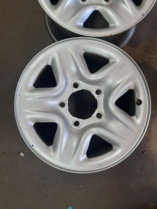 (089) Felga 17" 5x150 8j - Toyota Land Cruiser