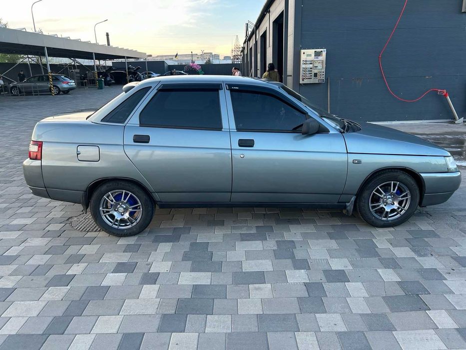 Продам Ваз 2110 8 кл.