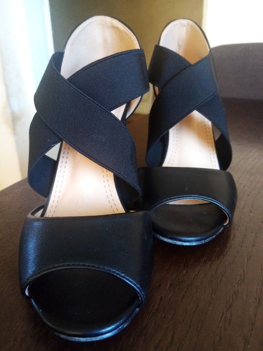 Босоніжки 36-37РОЗМІР