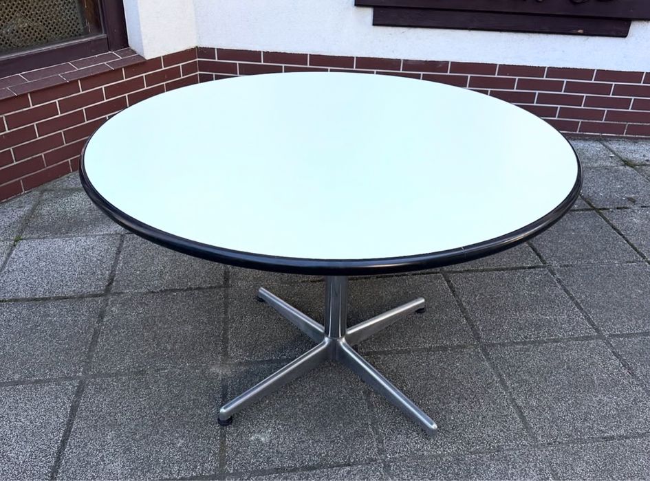 Anna Castelli Ferrieri dla Anonima Castelli stół do jadalni 120cm.