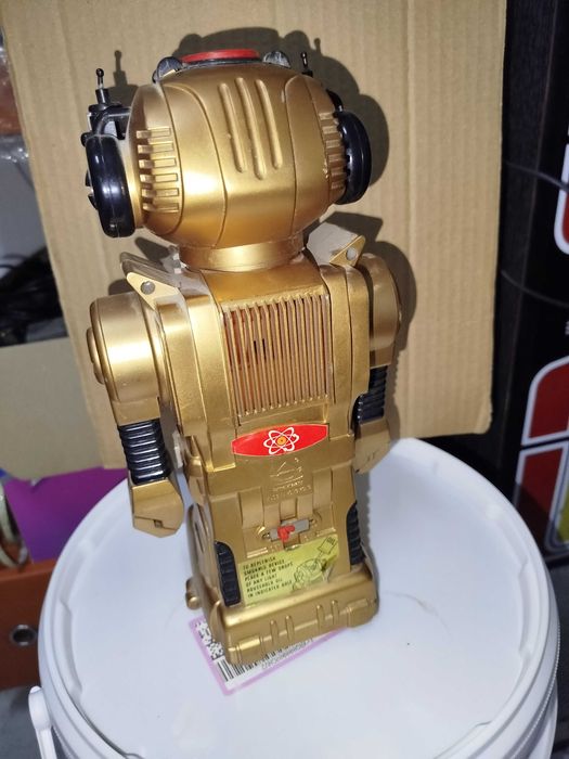 Robot anos 80 Magic mike gold