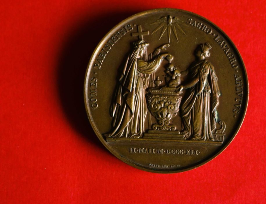 Luís Filipe Rei de França 1841 batismo Conde de Paris medalha de Petit