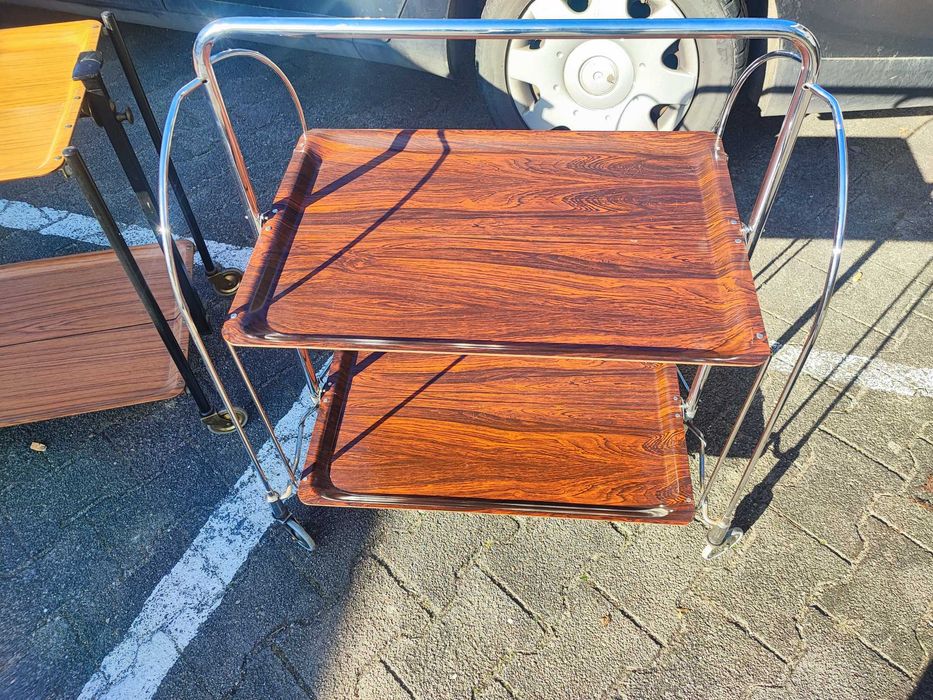 Mobilny stolik serwisowy - barek .