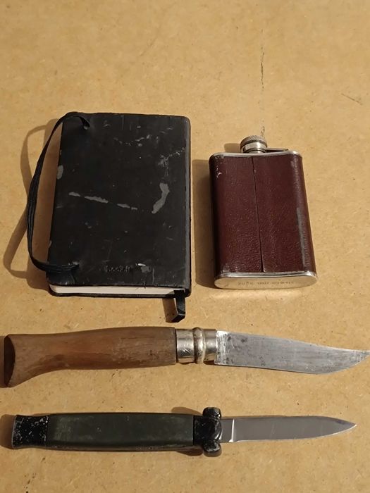 Conjunto ou Kit de Sobrevivência