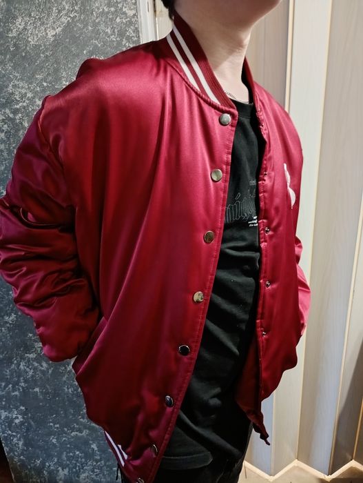 Kurtka bejsbolówka unisex boohoo