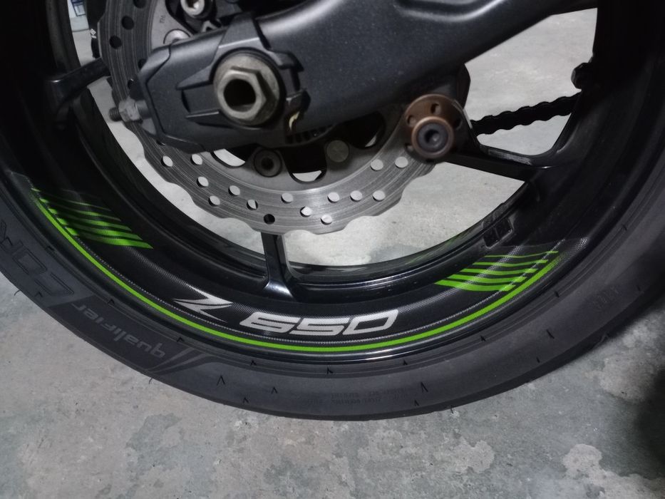 Kawasaki z650 35kw com muitos extras