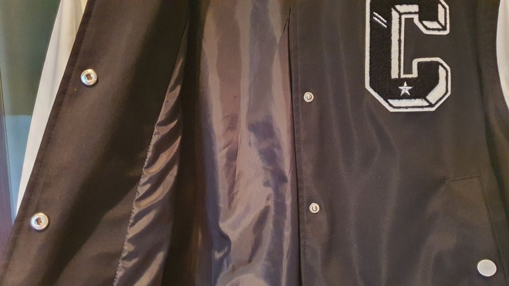 Kurtka młodzieżowa Cropp bejsbolówka r. L