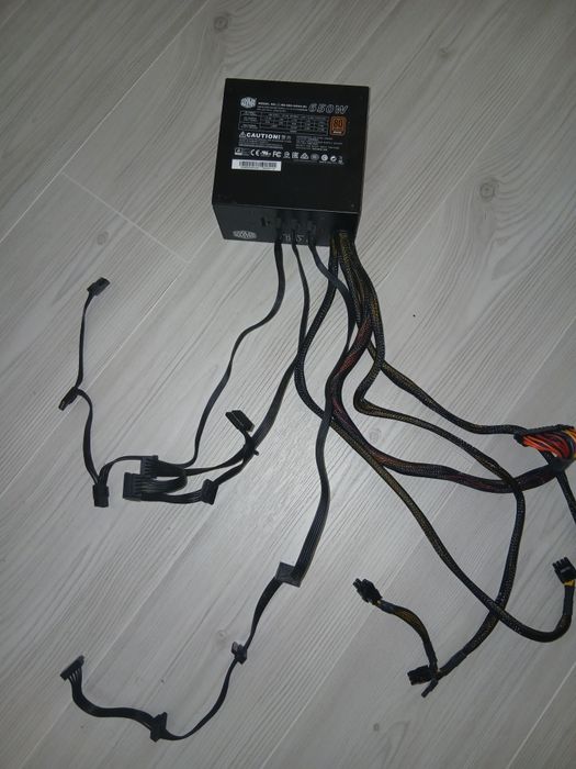 Fonte de Alimentação CoolMaster 650W477977880435118081