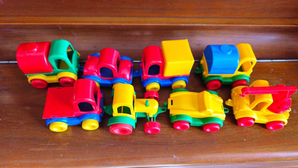 Дитячі машинки паравозик