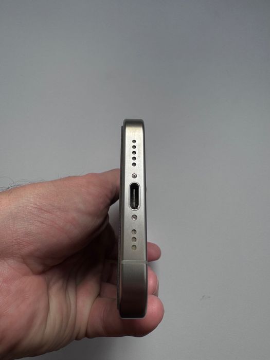 iPhone 15 Pro Titanium 128GB - gwarancja