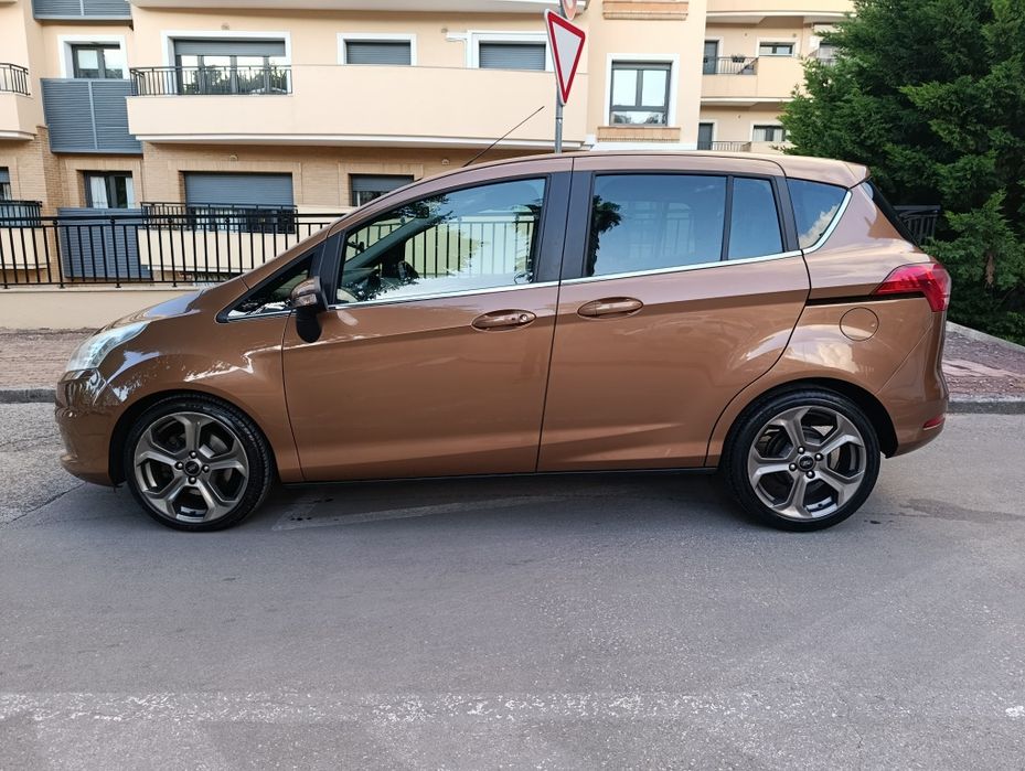 Ford B Max 2012 Titanium