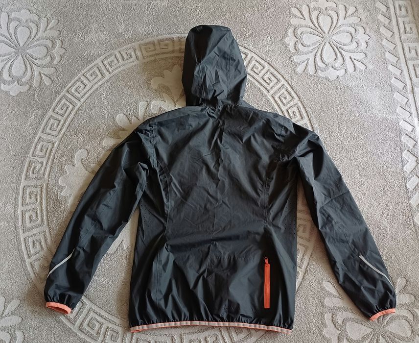 Дождевик-ветровка на девочку