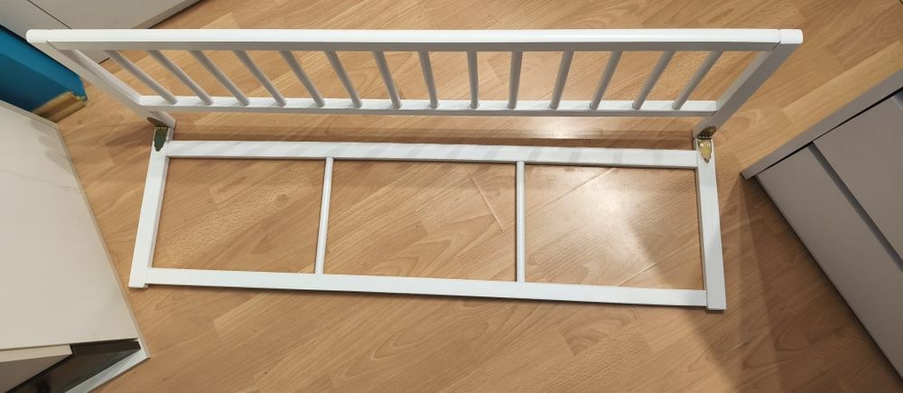Barierka do łóżeczka dziecięcego