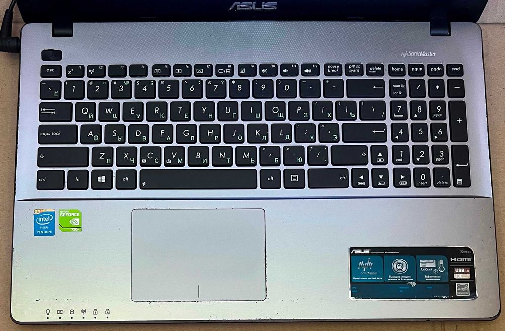 Ноутбук Asus X550CC Pentium 2117U RAM 4Gb HDD 500Gb GeForce 720M 2Gb