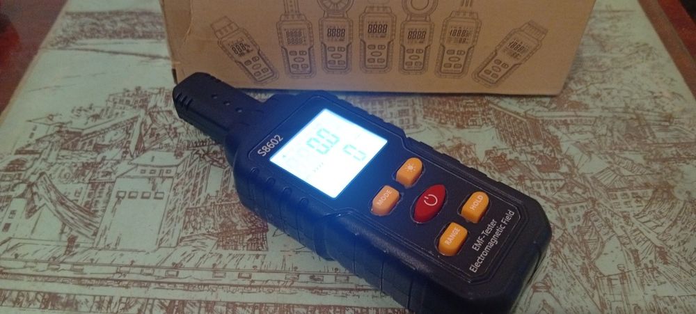 Детектор електромагнітного поля випромінювання S8602