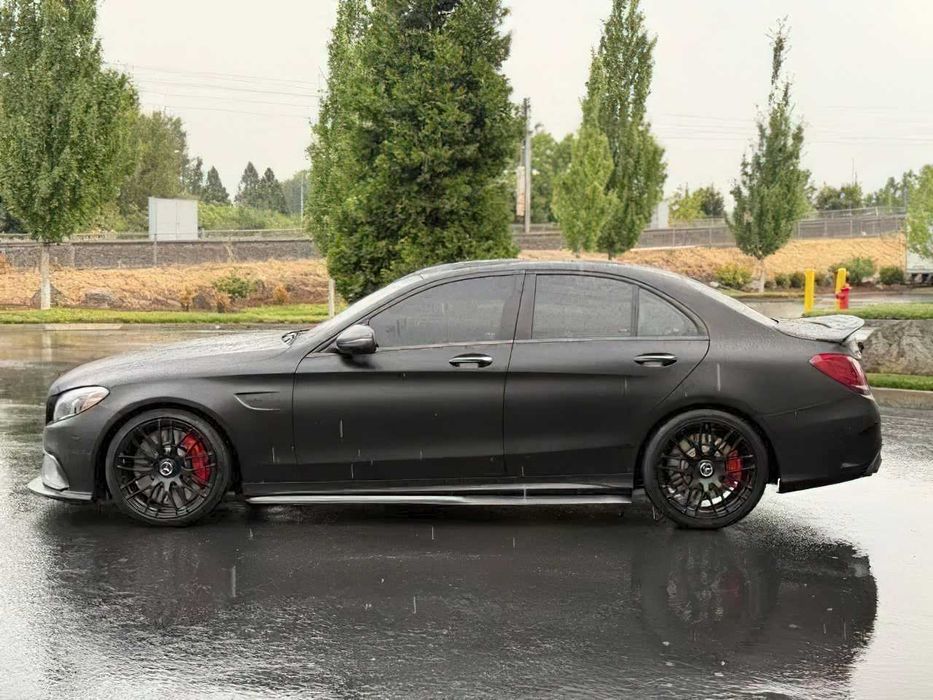 Mercedes-Benz C-Class AMG C 63 S      2017