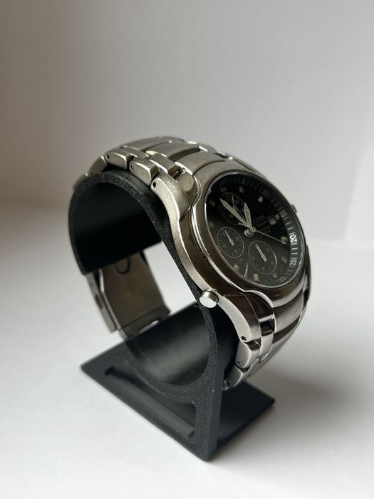 Чоловічий голдинник Citizen Titanium Sapphire