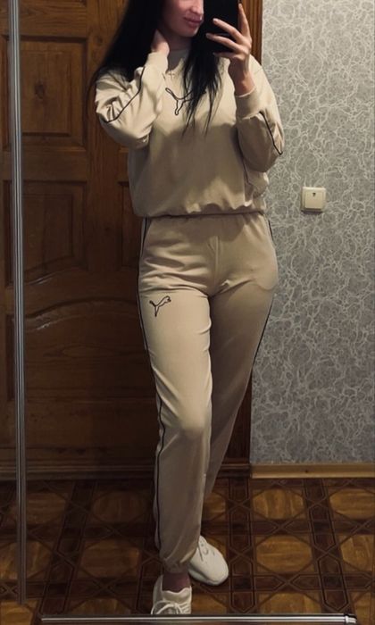 Спортивний  костюм puma  жіночий ( розмір М) трикотаж
