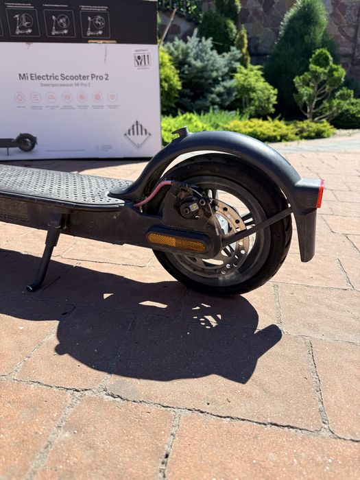 Електросамокат Xiaomi Mi Electric Scooter Pro 2