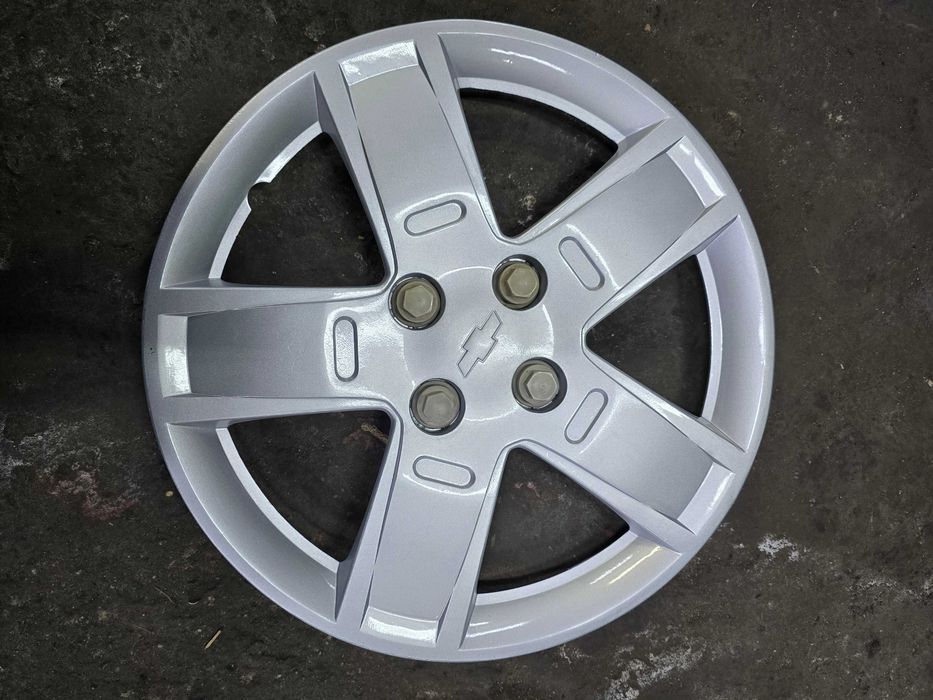 ковпаки Chevrolet Aveo оригінальні з гайками