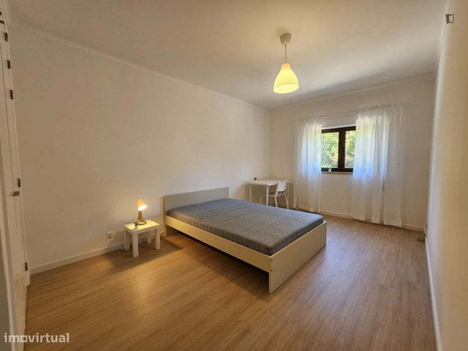 Quarto - localizado em Leiria