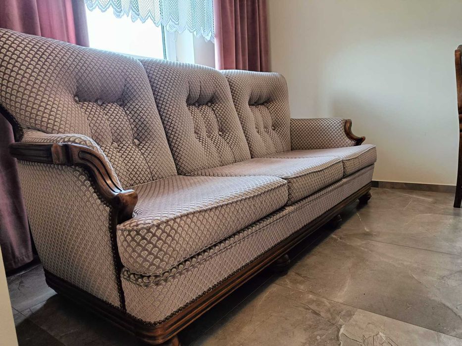 Sofa, Kanapa w stylu rustykalnym