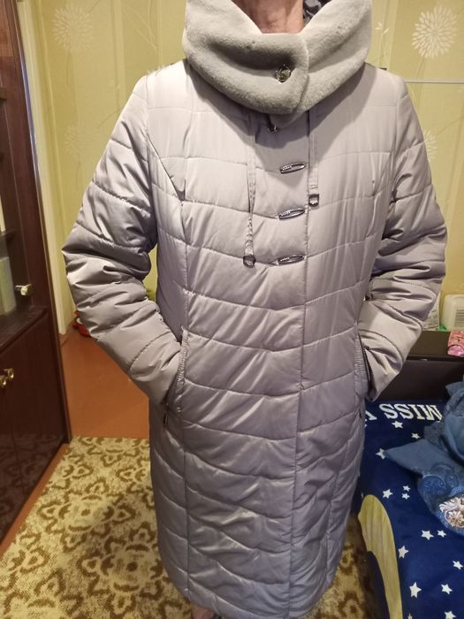 Продам женское пальто