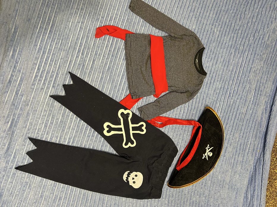 Костюм пирата детский, карнавальный костюм.