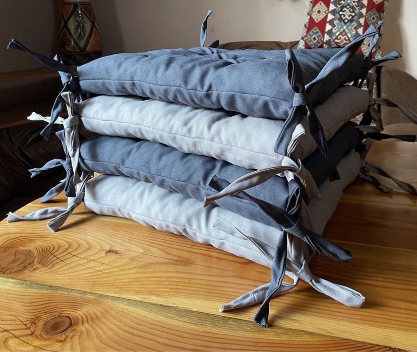 Подушка на стул, табурет, подушки на крісла зі завʼязками у вітальню