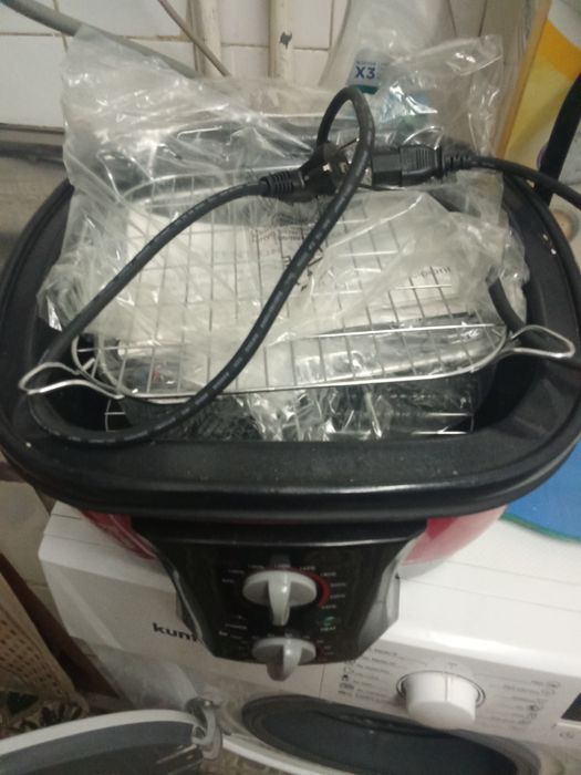 Fritadeira e grelhador