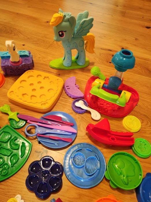 Zestaw Play-Doh pizza, ciastka ,unicorn i różne inne