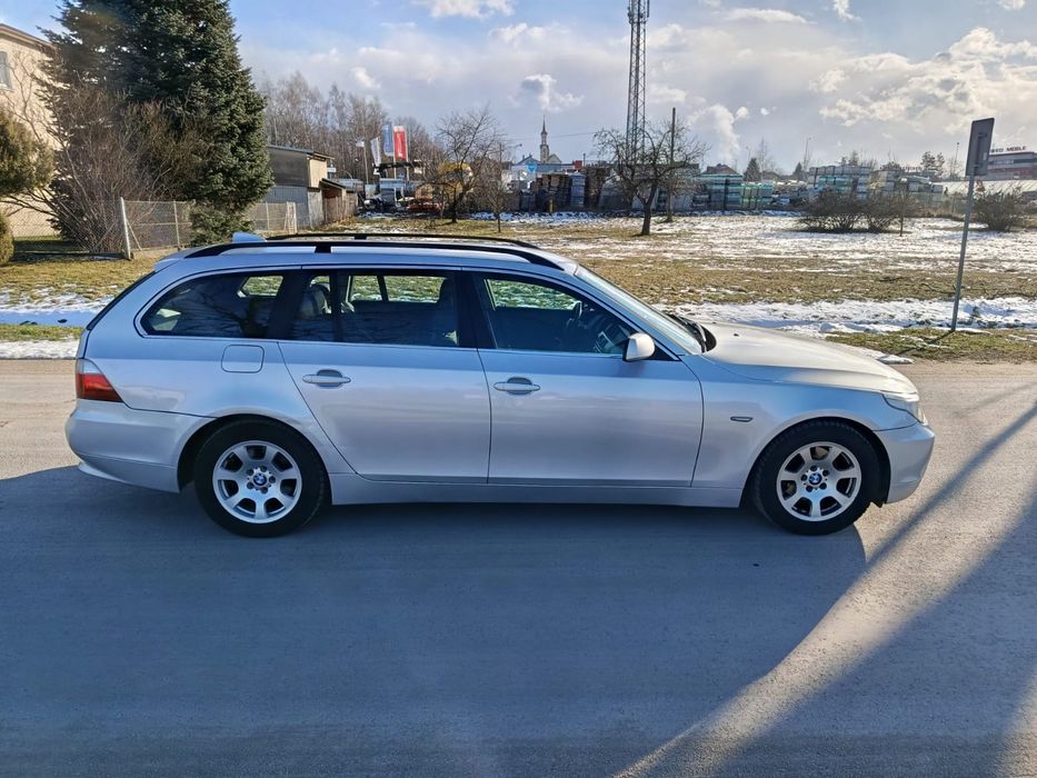 Bmw seria  5 e61 525i