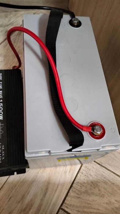 Продам AGM аккумуляторна 100 Ач Merlion 12В GP121000M8