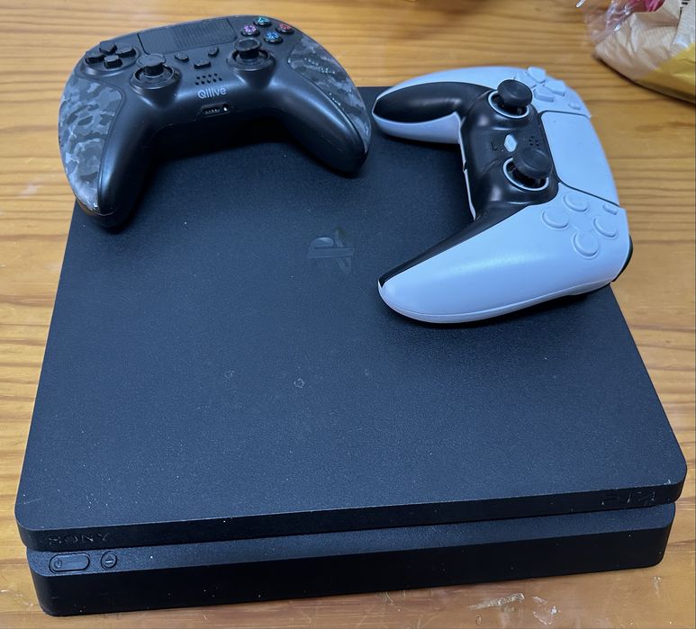PS4 Slim 500gb 2 comandos