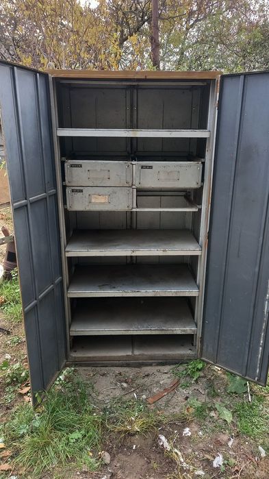 Шафа металева 2 шт