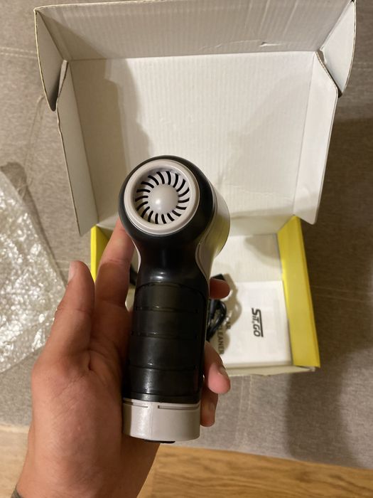 Автомобильный пылесос St.Go (аккумуляторный, 1200 мА, 100 Вт, 6 насадо