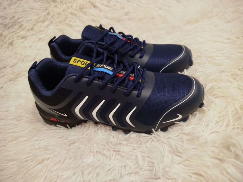 Nowe sportowe buty męskie