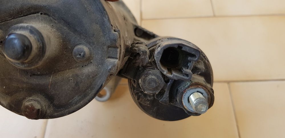 motor de arranque toyota corolla 
Em bom estado va