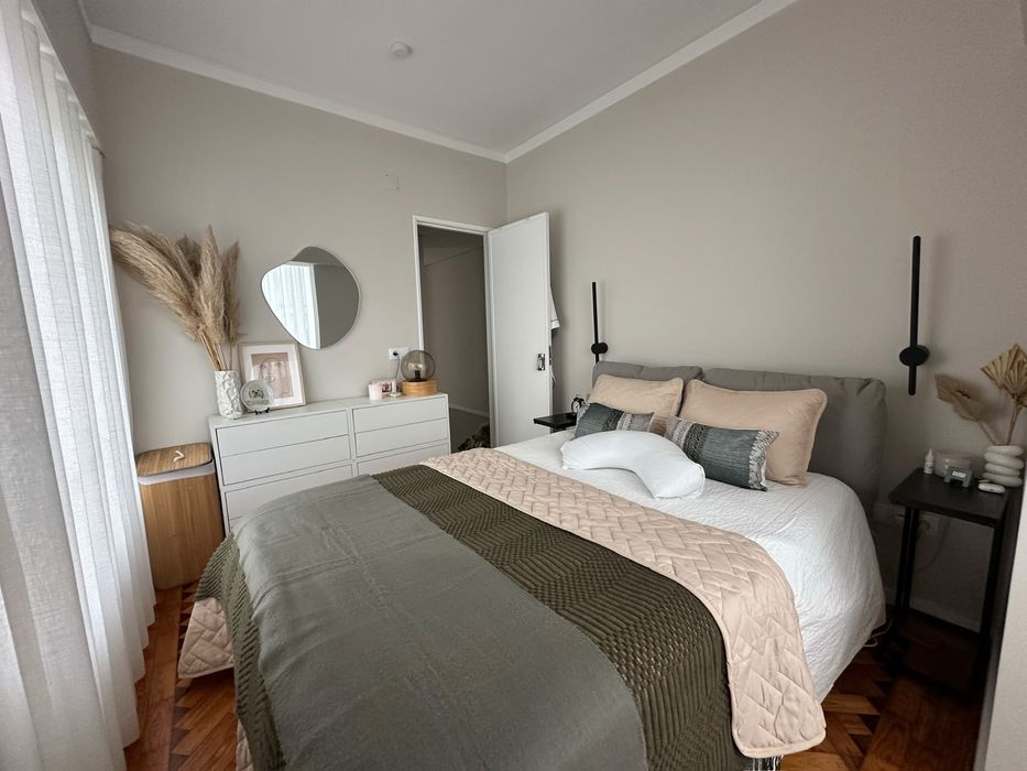 [140x200] Cama Ikea SAGESUND + Colchão Sklum JANICE