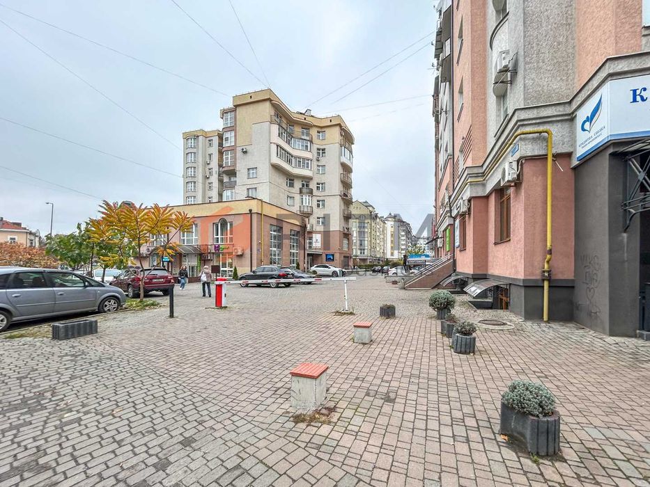 Оренда офісу 90 м2 в самому центрі міста