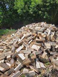 Дрова в Харькове- дуб колотый любой объем, оперативная доставка.