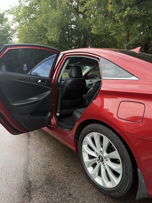 Hyundai Sonata 2013