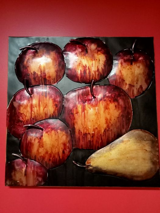 Selling Two Paintings64286458505219122