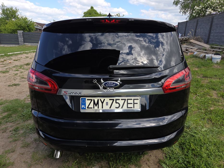 Ford S-Max Titanium