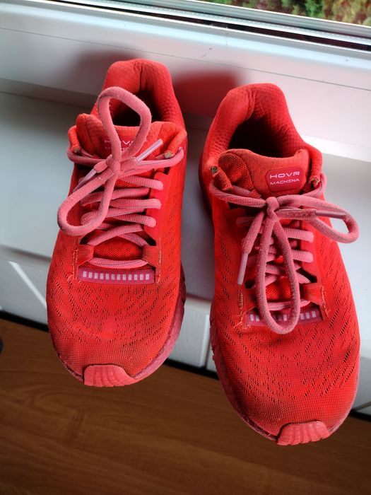 Under armour machina ua hovr 38 Sportowe Adidas do biegania