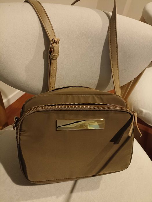 Carteira nova por estrear da marca VilaNova