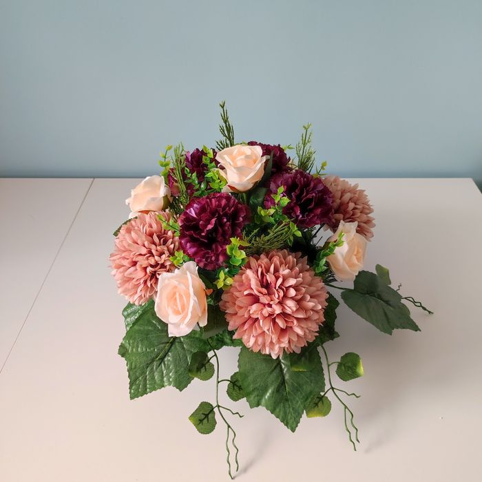 Stroik na cmentarz, bukiet, wszystkich świętych