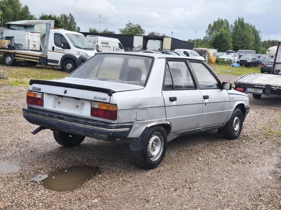 Renault 9TL 1.4 benzyna+gaz 1982